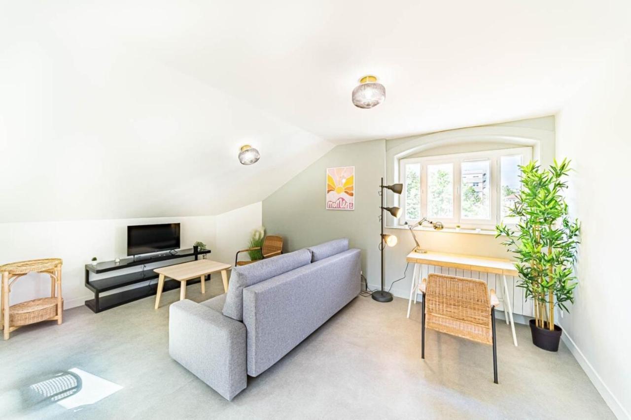 Le Melzet Charmant 4 Pers Avec Terrasse Charpennes Villeurbanne Exterior foto